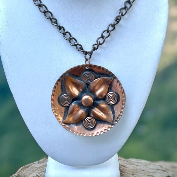 🌺GIANT Vintage Solid Copper Necklace - Picture 1 of 8